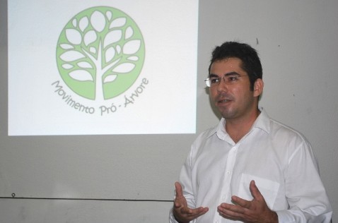 Marcelo Carvalho apresentou, em reunião da ACEO, os resultados de suas explorações